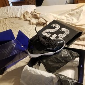 Space jams size 10